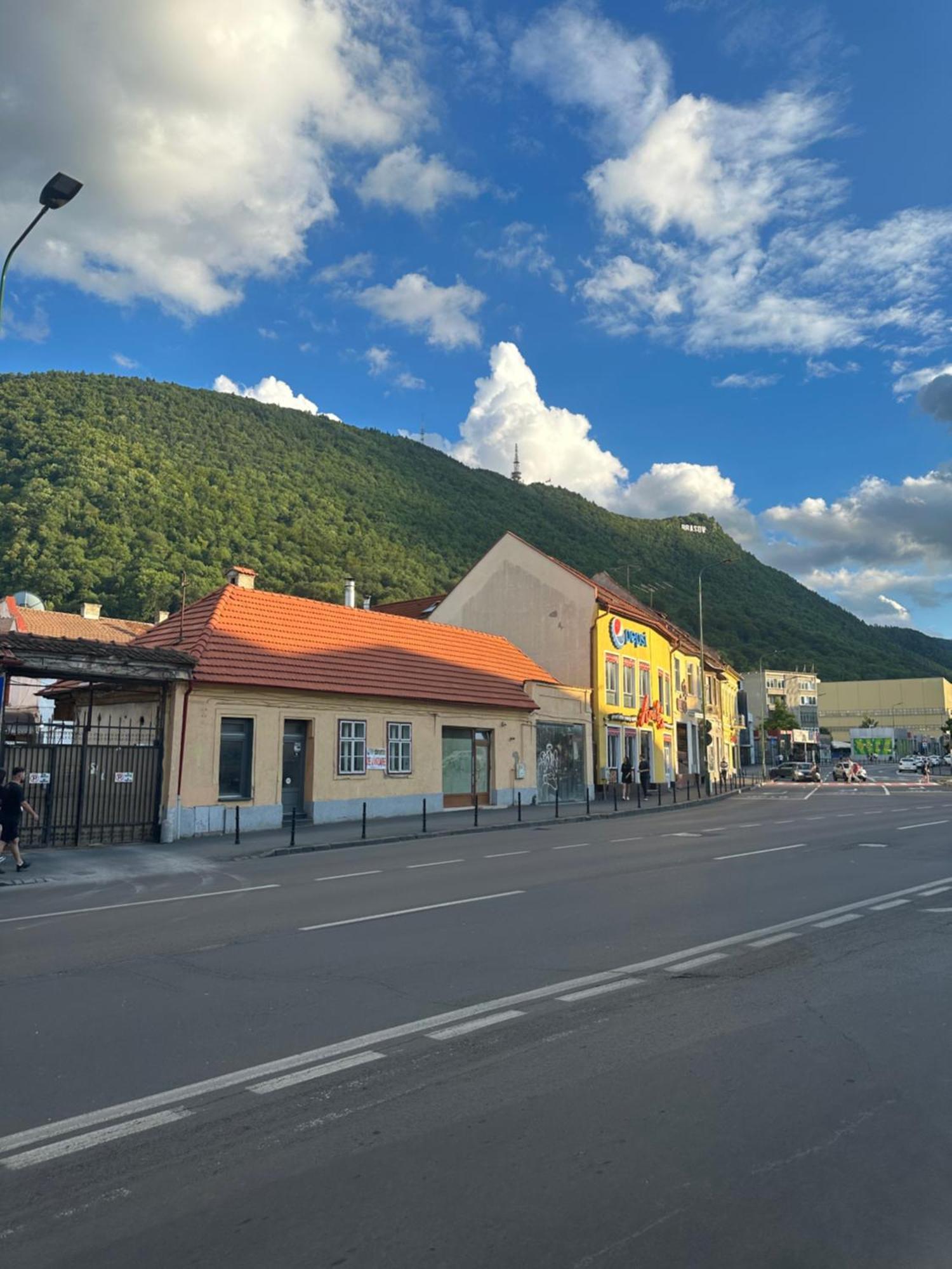 Stay Inn Central Brasov Apartments Buitenkant foto