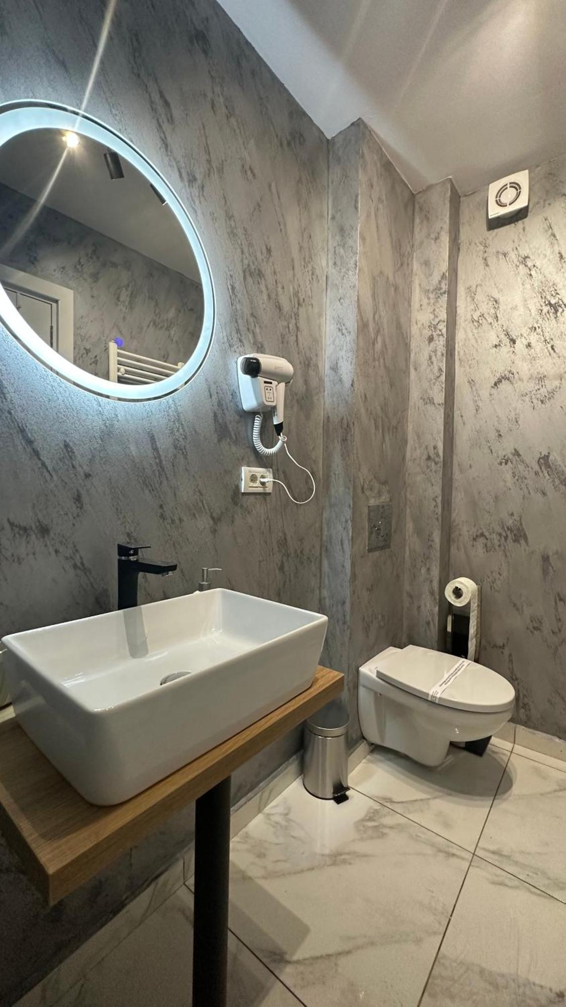 Stay Inn Central Brasov Apartments Buitenkant foto