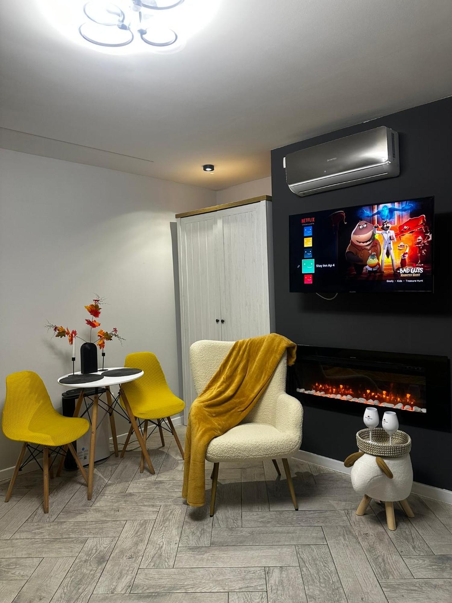 Stay Inn Central Brasov Apartments Buitenkant foto